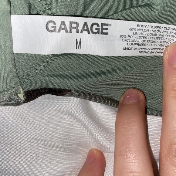 Garage swim top - Picture 3 of 3